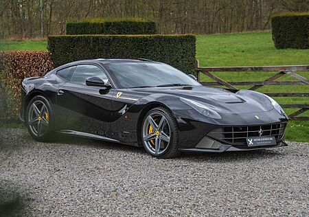 Ferrari F12 Berlinetta - Full Service Record