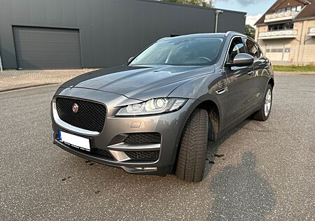 Jaguar F-Pace 2.0d Luxury AWD Pano Kamera Navi Bi-Xenon