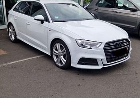 Audi A3 Sportback S-Line
