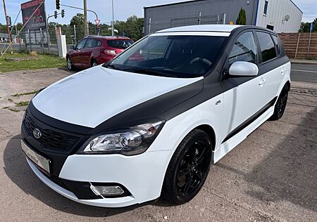 Kia Cee'd Sportswagon /TÜV-NEU