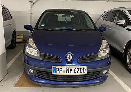 Renault Clio Authentique 1.2 16V 55kW Authentique
