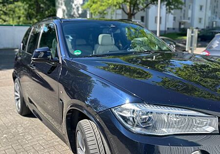 BMW X5 xDrive30d - M Paket