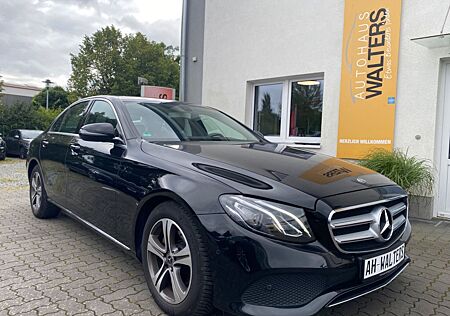 Mercedes-Benz E 200 E 200d Limo Avantgarde=LED-Automatik-Carplay=