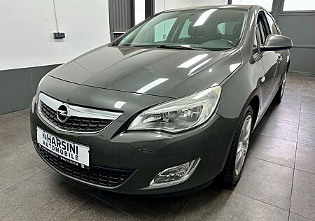 Opel Astra J Lim. 5-trg. Design Edition 1-Hand