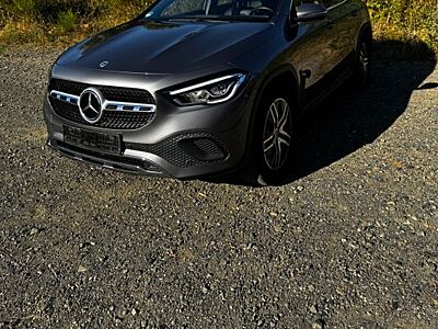 Mercedes-Benz GLA 250 E sehr gepflegter Zustand