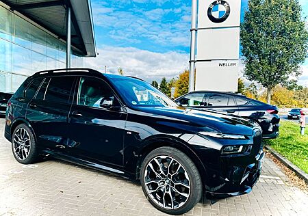 BMW X7 gebraucht kaufen BMW X7 Voll Voll, Service bis 2028 inkl., wenig KM