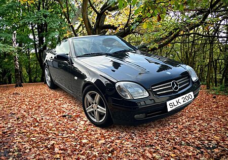 Mercedes-Benz SLK 200 -