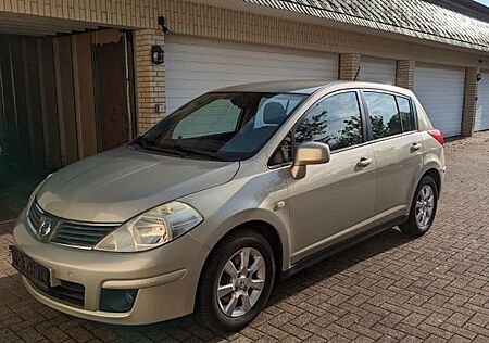 Nissan Tiida 1.8 tekna tekna