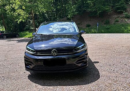 VW Touran Volkswagen 2.0 TDI SCR DSG Highline/R-Line