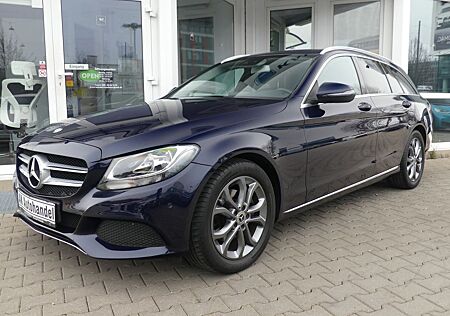 Mercedes-Benz C 220 T BlueTec Navi PDC AHK Sitzheizung