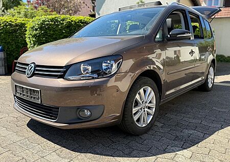 VW Touran Volkswagen 1.6 TDI DSG Style Style