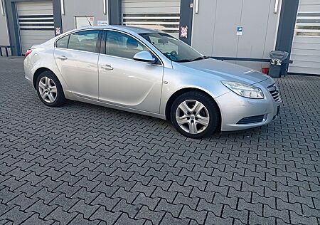 Opel Insignia A Lim. Edition Klima Tüv