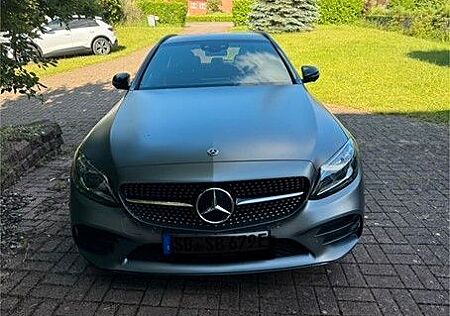 Mercedes-Benz C 300 e T Autom. -