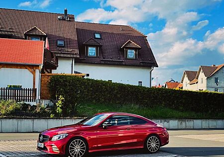 Mercedes-Benz 300 C Coupé AMG Line