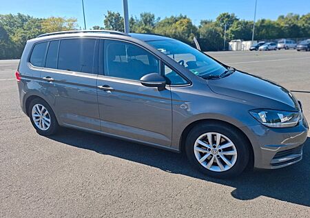 VW Touran Volkswagen 2.0 TDI 7 Sitzer
