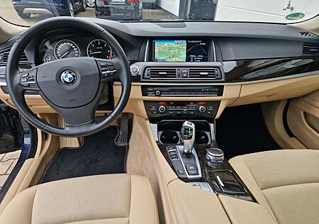 BMW 530dA Touring EU6 Facelift/Navi/PanoDach/HiFi/18