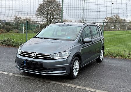 VW Touran Volkswagen 2.0 TDI SCR Comfortline BMT
