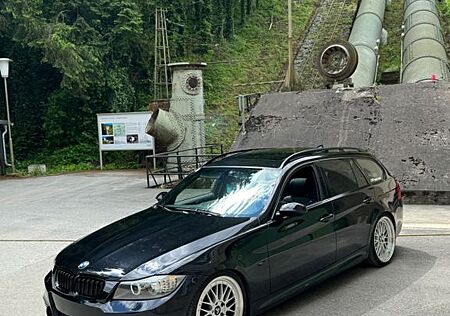 BMW 335xi touring -