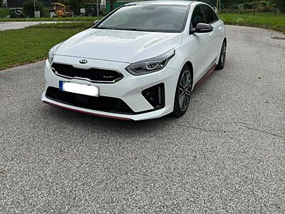 Kia ProCeed 1.6 T-GDI GT // Bremsen VA/HA NEU