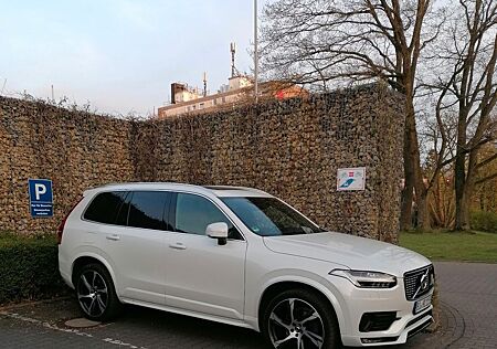 Volvo XC 90 XC90 D5 R-Design Top Ausstattung! 7 Sitzer!