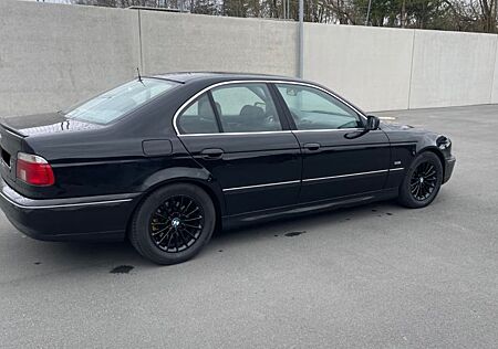 BMW 523i E39