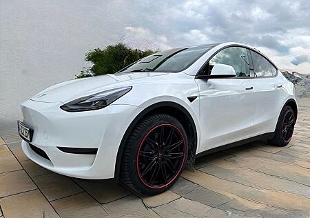 Tesla Model Y Hinterradantrieb RWD RWD