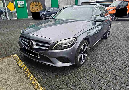 Mercedes-Benz C 300 T de 9G-TRONIC Avantgarde ACC AHK Kamera