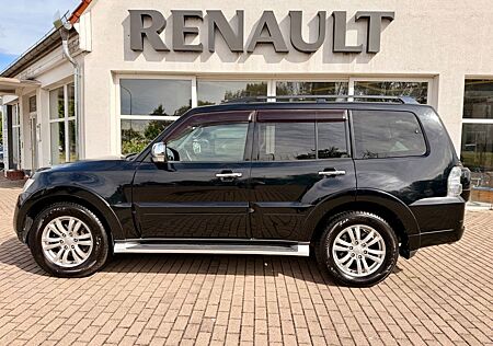 Mitsubishi Pajero 3.2 DI-D Edition 30*7-Sitze*Leder*Navi*