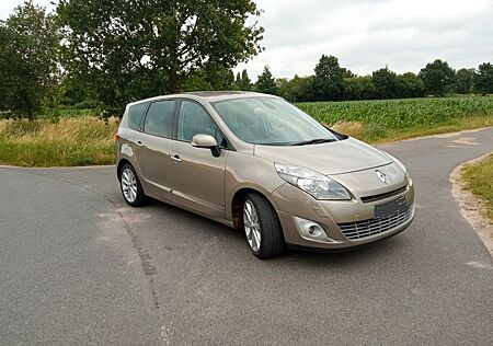 Renault Grand Scenic Luxe dCi 160 FAP Luxe