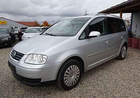 VW Touran Volkswagen 1.6 FSI Trendline