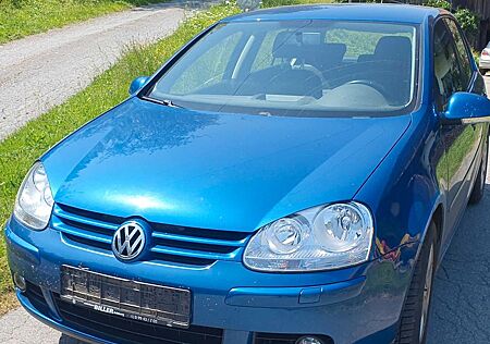 VW Golf Volkswagen 2.0 TDI 4Motion Tour