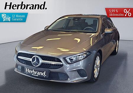 Mercedes-Benz A 220 Progressive Business-Paket LED Spurhalte.