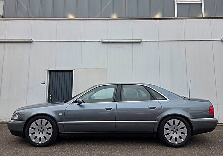 Audi A8 4.2 quattro Sportsitze/Schiebedach/Leder