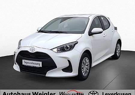 Toyota Yaris Hybrid Business Edition,SHZ,Klima