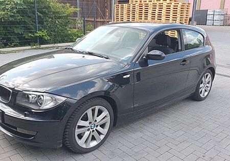 BMW 118i BJ. 2009 mit nur 145000 Tkm