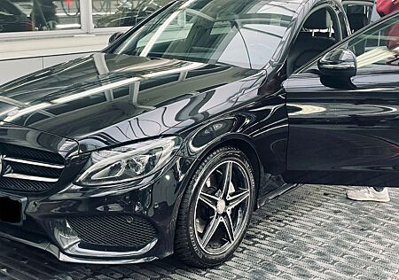 Mercedes-Benz C 180 T AMG Line / Vollleder