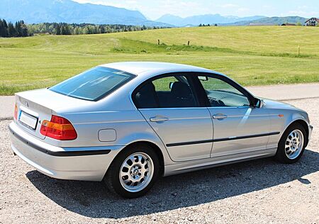 BMW 320i E46 Limousine
