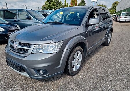 Fiat Freemont Urban 7-Sitzer