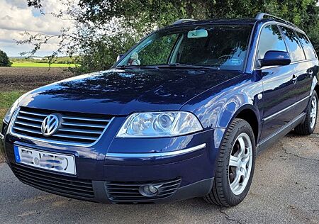 VW Passat Variant Volkswagen 2.0 Auto Basis Variant Basis