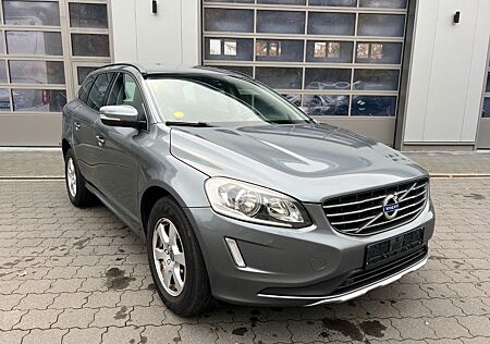 Volvo XC 60 Kinetic D3 2WD Automatik NAVI+KAMERA+AHK