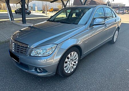 Mercedes-Benz C 200 C200 Kompressor Lim. AUTOMATIK PDC gepflegt!