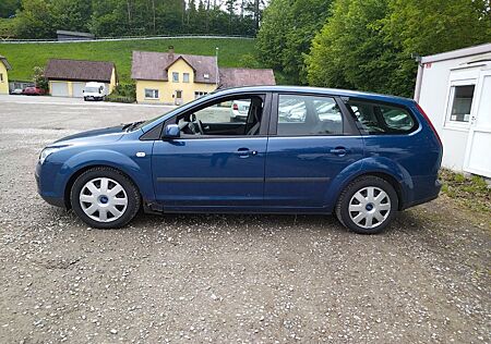 Ford Focus Turnier 1.6 TDCI Fun X+ KLIMA+SHZ+EURO 4