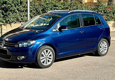 VW Golf Plus Volkswagen 1.4 Style-steht auf Mallorca-Navi-PDC