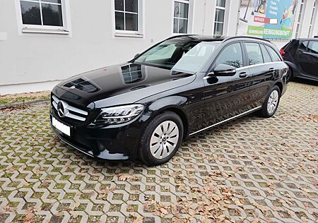 Mercedes-Benz C 200 d 1,6 CDI Avantgarde Navi, LED HIGH, AHK