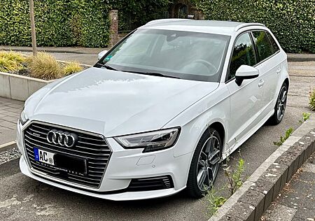 Audi A3 40 TFSI e S tronic Sportback -