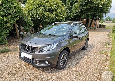 Peugeot 2008 Allure PureTech 82, 1. Hand, Tüv neu