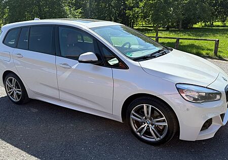 BMW 2er 220 Gran Tourer 220d xDrive Steptronic M Spo...