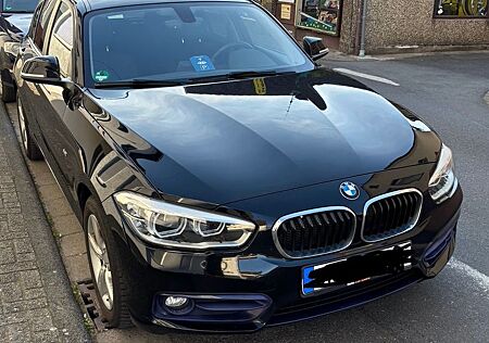 BMW 118i Sport Line Sport Line