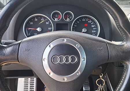 Audi TT Coupe 1.8T 132 kW -