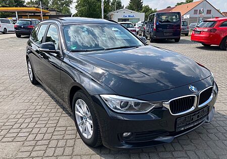 BMW 318 d Touring -Panorama-Leder-Top Zustand-Xenon